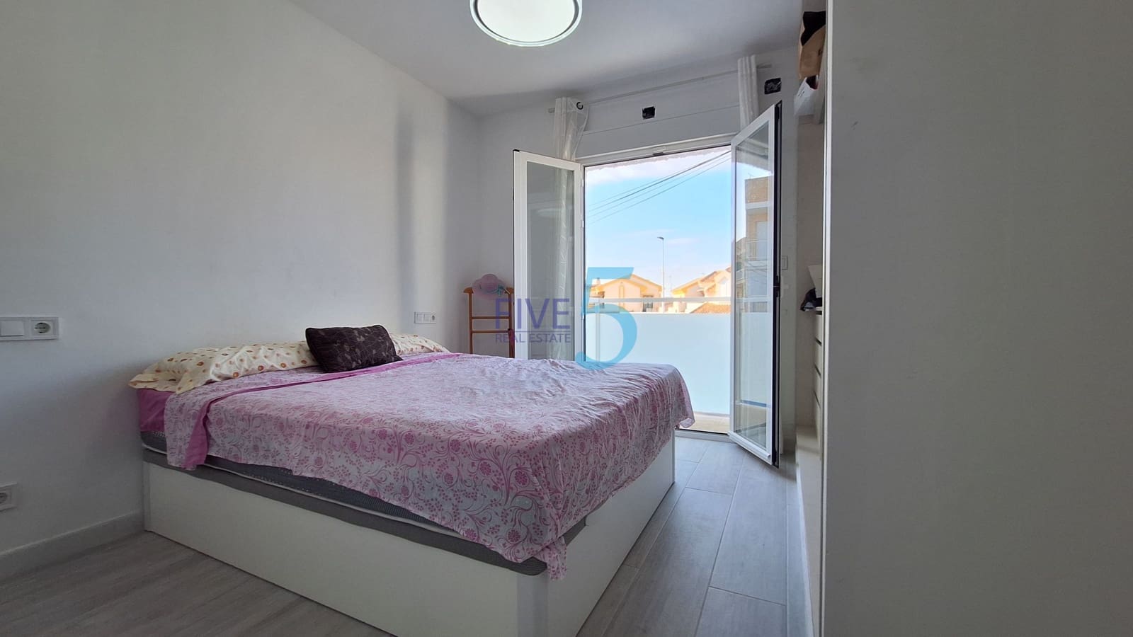 2 makuuhuone Paritalo myytävänä paikassa Santiago de la Ribera mukana 
autotalli - 259 000 € (Ref: 10124676)