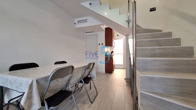 2 makuuhuone Paritalo myytävänä paikassa Santiago de la Ribera, San Javier mukana 
autotalli - 259 000 € (Ref: 10124676)