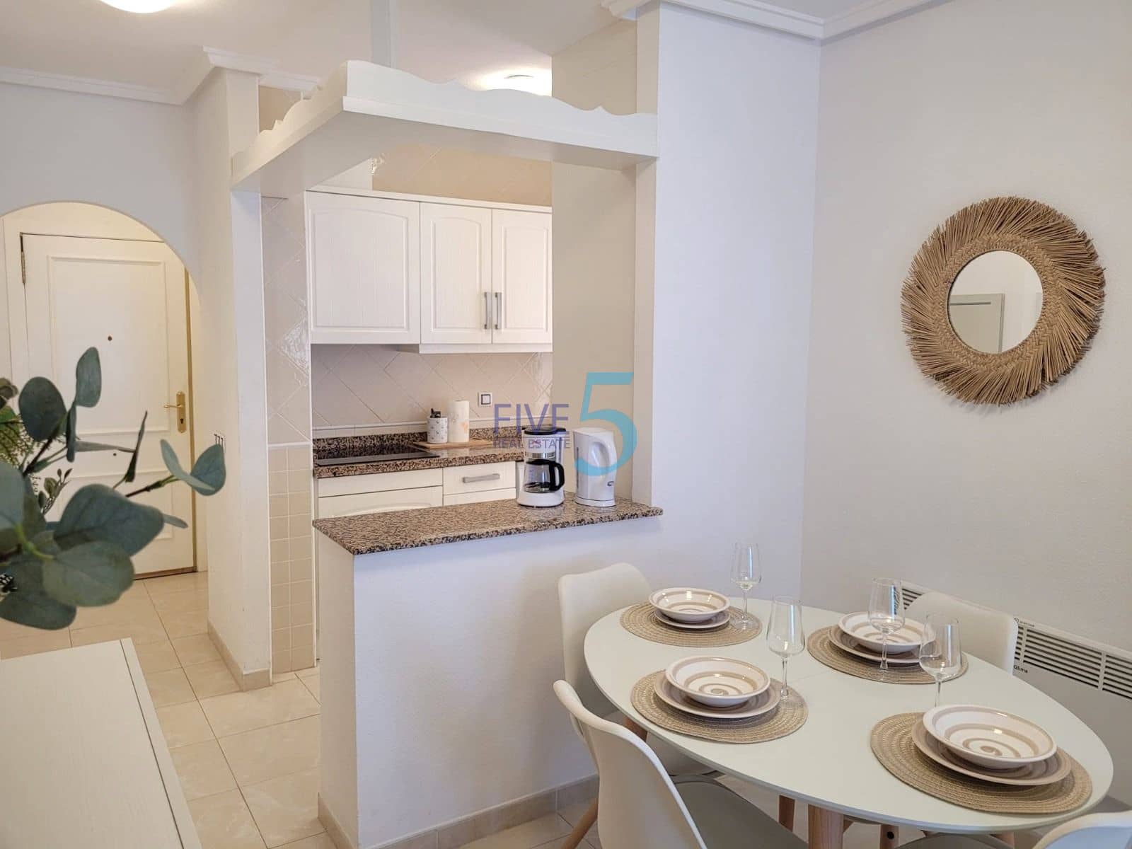 2 quarto Apartamento para venda em Torrevieja com piscina - 165 000 € (Ref: 10124677)