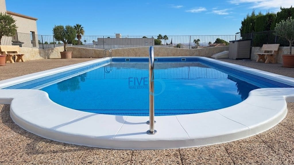2 slaapkamer Halfvrijstaande villa te koop in San Fulgencio met zwembad garage - € 148.000 (Ref: 10130515)