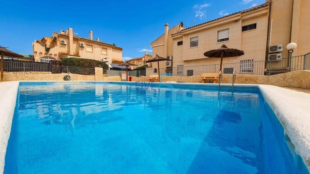 2 slaapkamer Halfvrijstaande villa te koop in San Fulgencio met zwembad garage - € 148.000 (Ref: 10130515)