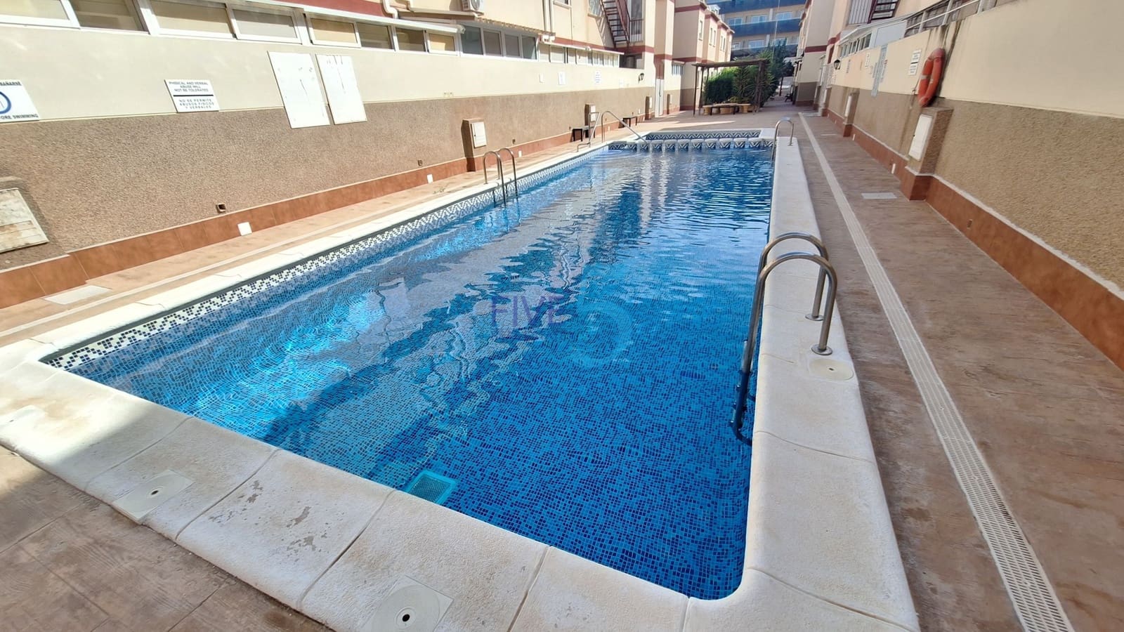 3 bedroom Townhouse for sale in San Pedro del Pinatar with pool - € 195,000 (Ref: 10130516)