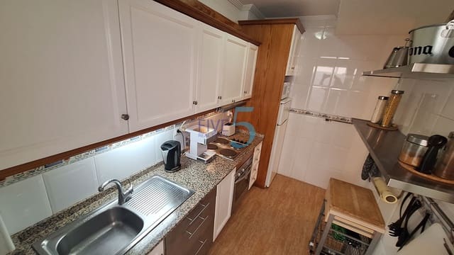 3 makuuhuone Omakotitalo myytävänä paikassa San Pedro del Pinatar mukana uima-altaan - 195 000 € (Ref: 10130516)