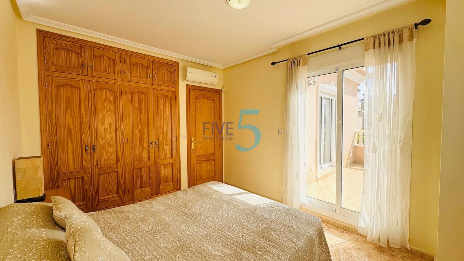 3 camera da letto Casa in vendita in Torre de la Horadada con piscina garage - 289.000 € (Rif: 10130671)