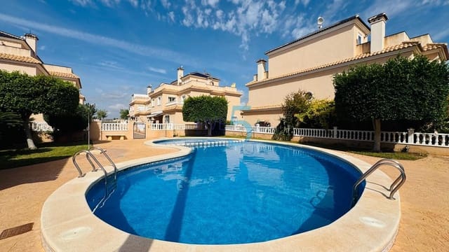 3 camera da letto Casa in vendita in Torre de la Horadada, Pilar de la Horadada con piscina garage - 289.000 € (Rif: 10130671)