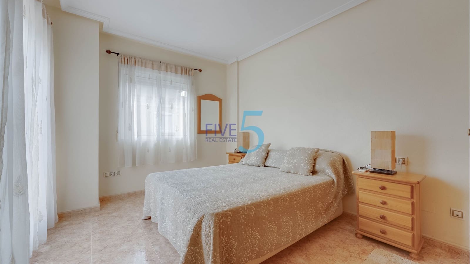 3 bedroom Townhouse for sale in Torre de la Horadada with pool garage - € 289,000 (Ref: 10130671)
