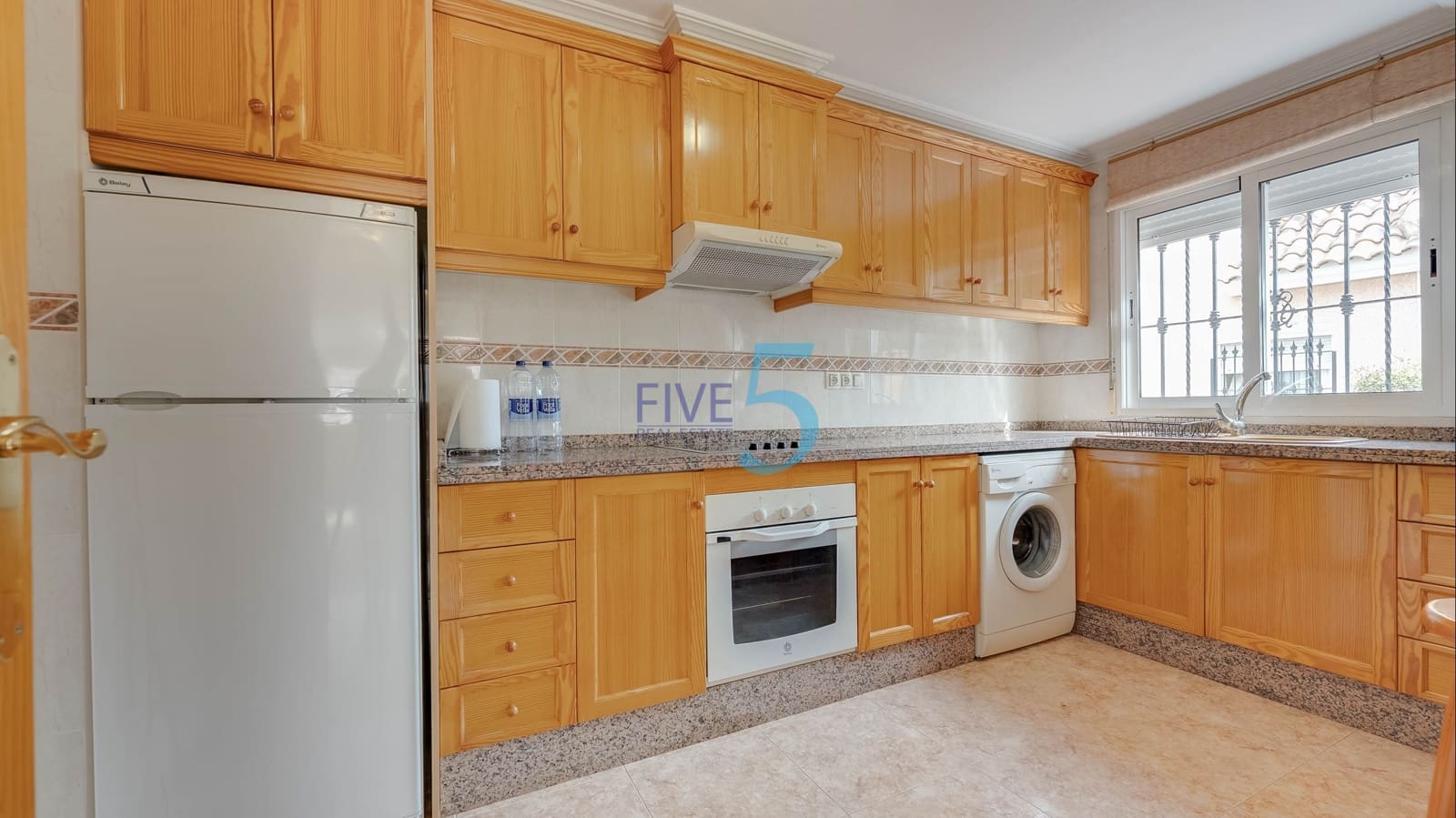 3 bedroom Townhouse for sale in Torre de la Horadada with pool garage - € 289,000 (Ref: 10130671)