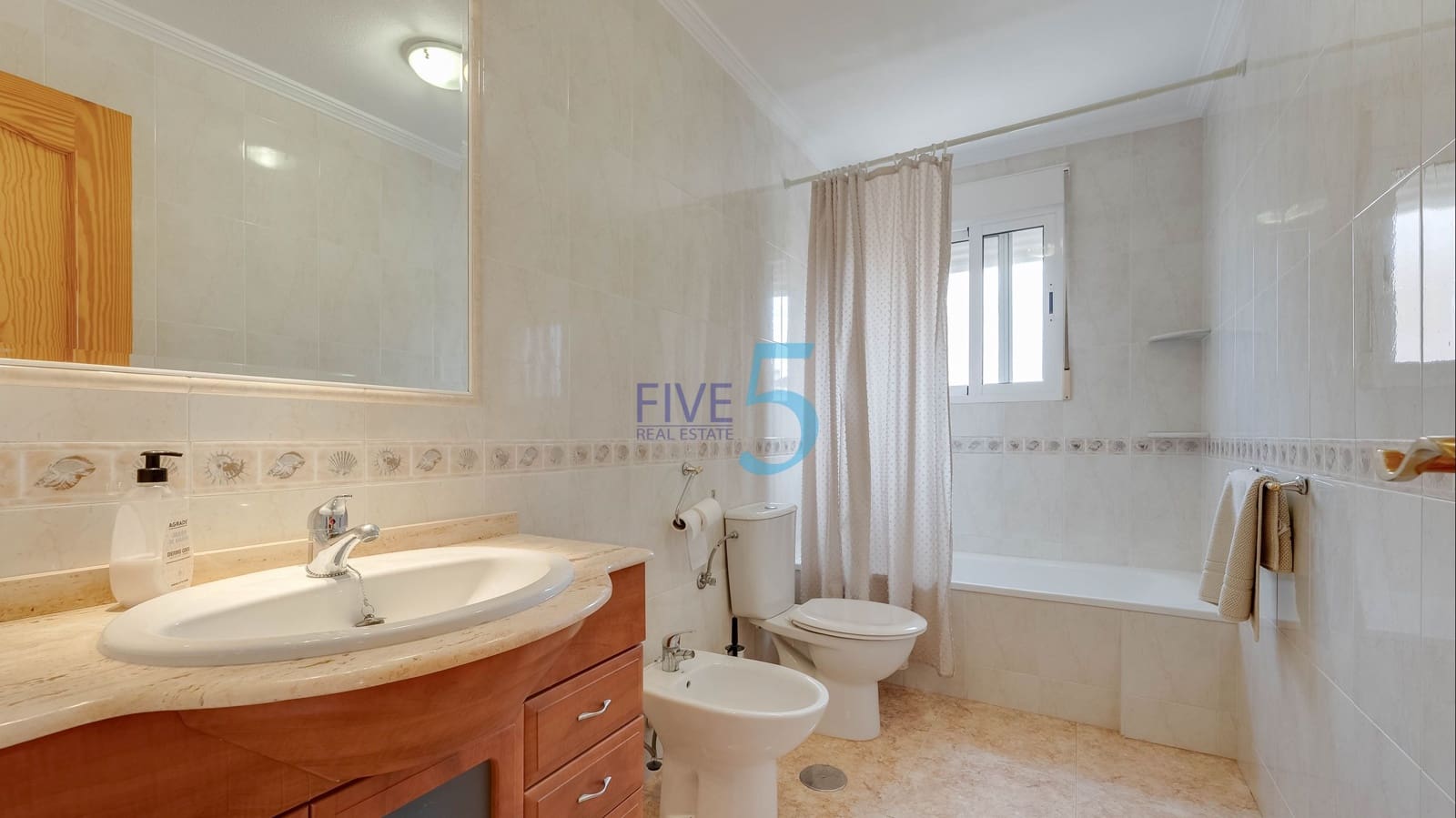 3 bedroom Townhouse for sale in Torre de la Horadada with pool garage - € 289,000 (Ref: 10130671)