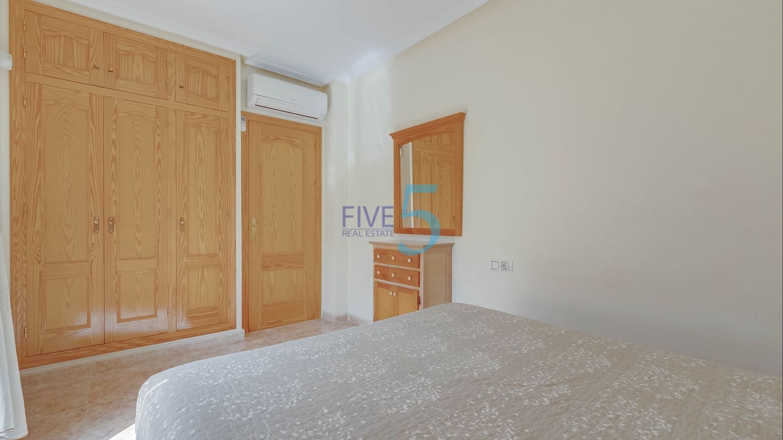 3 bedroom Townhouse for sale in Torre de la Horadada with pool garage - € 289,000 (Ref: 10130671)