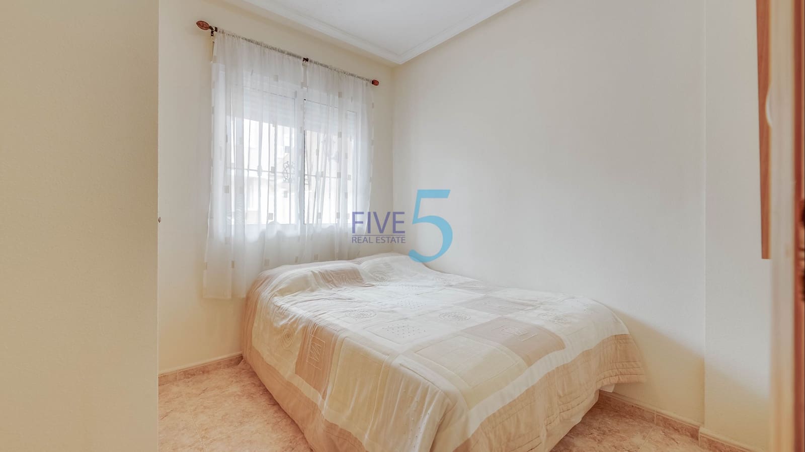 3 bedroom Townhouse for sale in Torre de la Horadada with pool garage - € 289,000 (Ref: 10130671)
