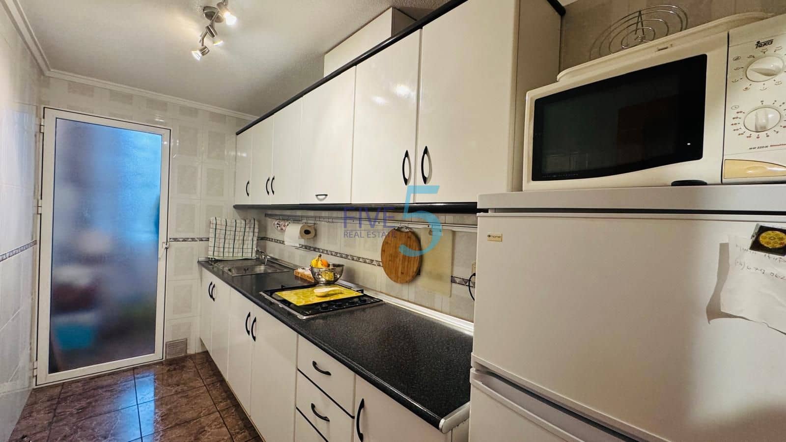 3 quarto Apartamento para venda em Torrevieja com piscina - 259 000 € (Ref: 10132119)