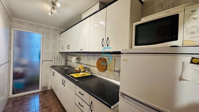 3 quarto Apartamento para venda em Torrevieja com piscina - 259 000 € (Ref: 10132119)