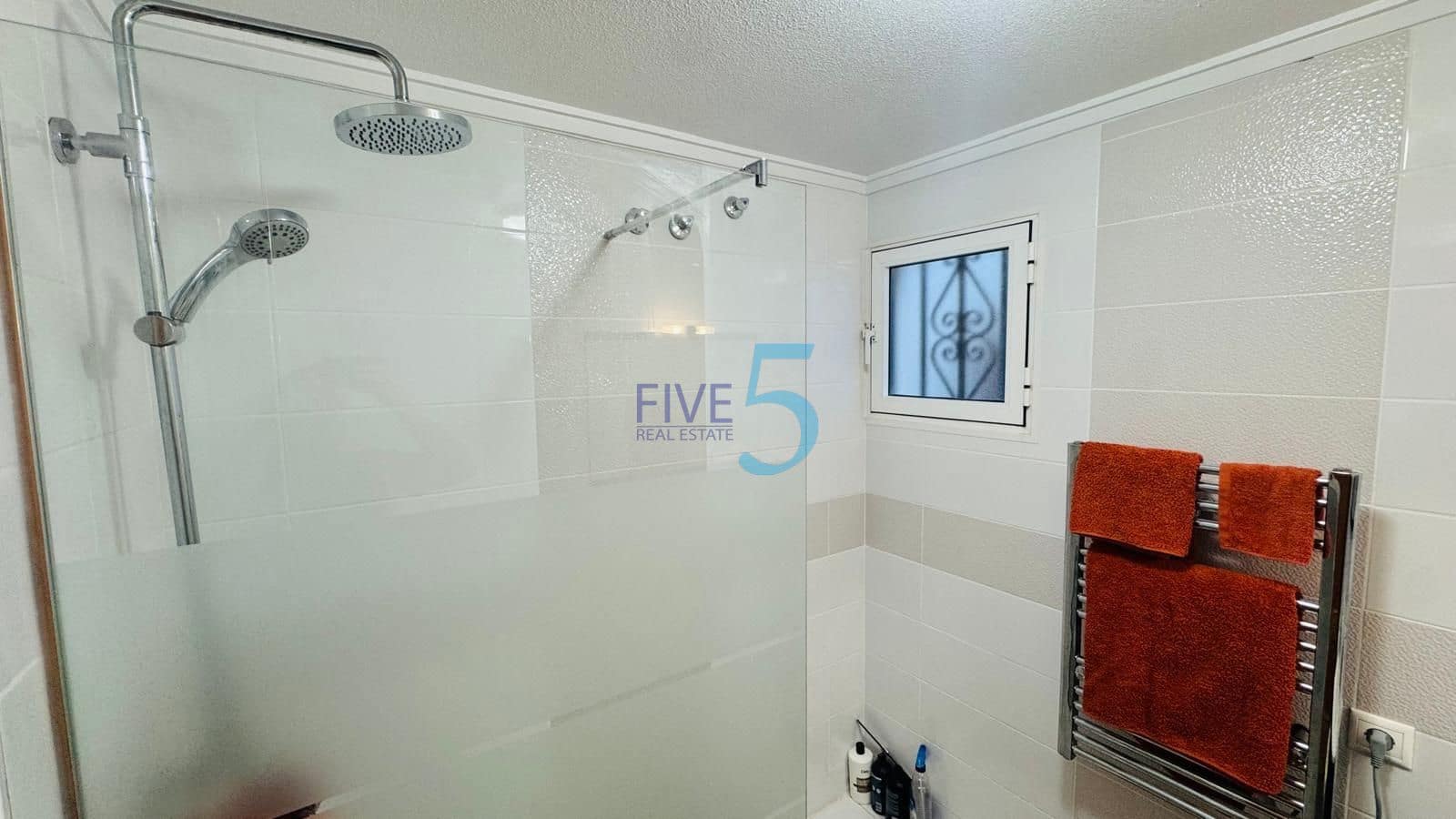 3 quarto Apartamento para venda em Torrevieja com piscina - 259 000 € (Ref: 10132119)