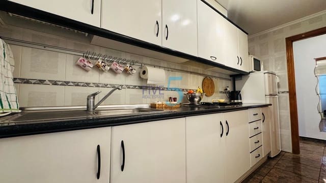 3 quarto Apartamento para venda em Torrevieja com piscina - 259 000 € (Ref: 10132119)