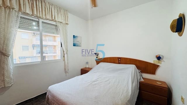 3 quarto Apartamento para venda em Torrevieja com piscina - 259 000 € (Ref: 10132119)