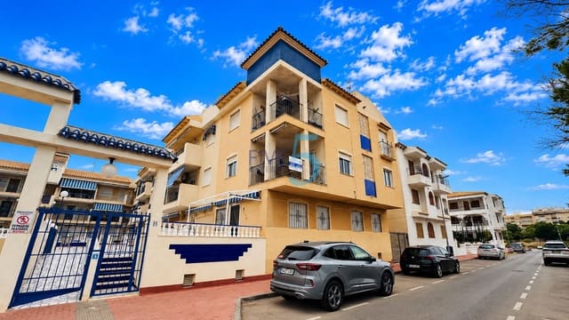 3 quarto Apartamento para venda em Torrevieja com piscina - 259 000 € (Ref: 10132119)