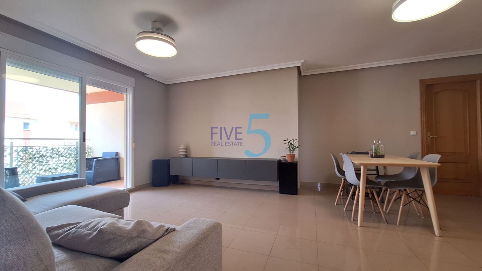 3 sovrum Lägenhet till salu i Orihuela Costa med pool - 279 900 € (Ref: 10132156)