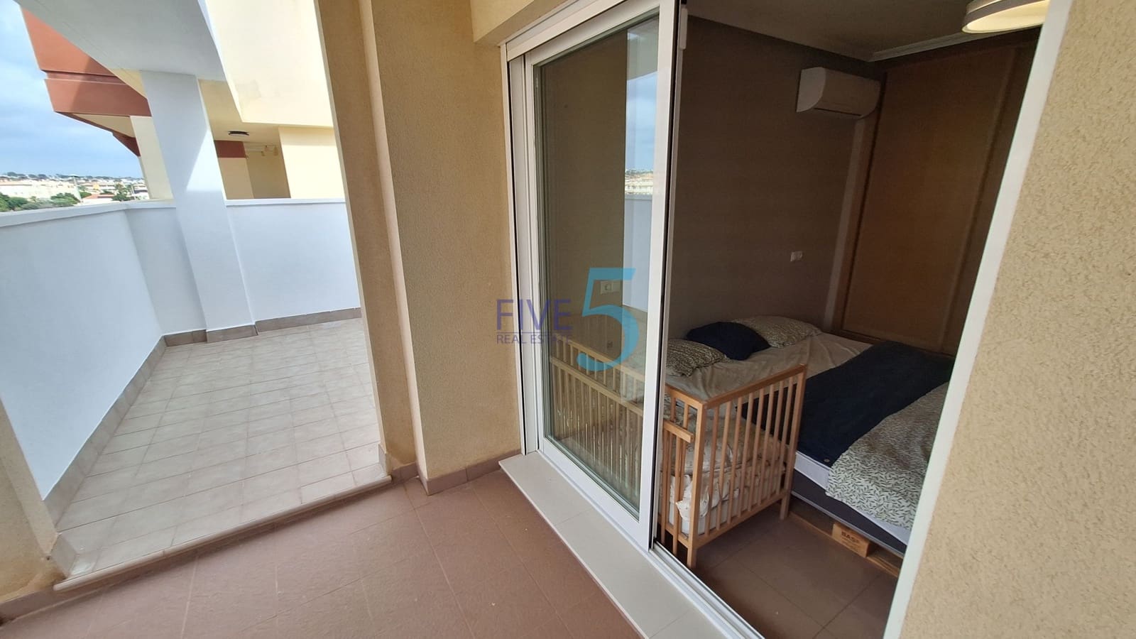 3 sovrum Lägenhet till salu i Orihuela Costa med pool - 279 900 € (Ref: 10132156)