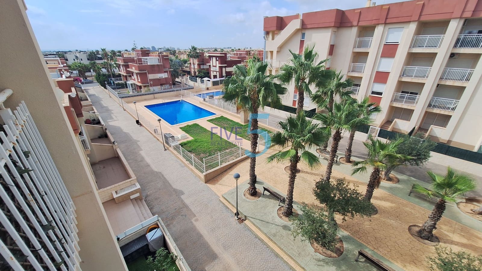 3 sovrum Lägenhet till salu i Orihuela Costa med pool - 279 900 € (Ref: 10132156)