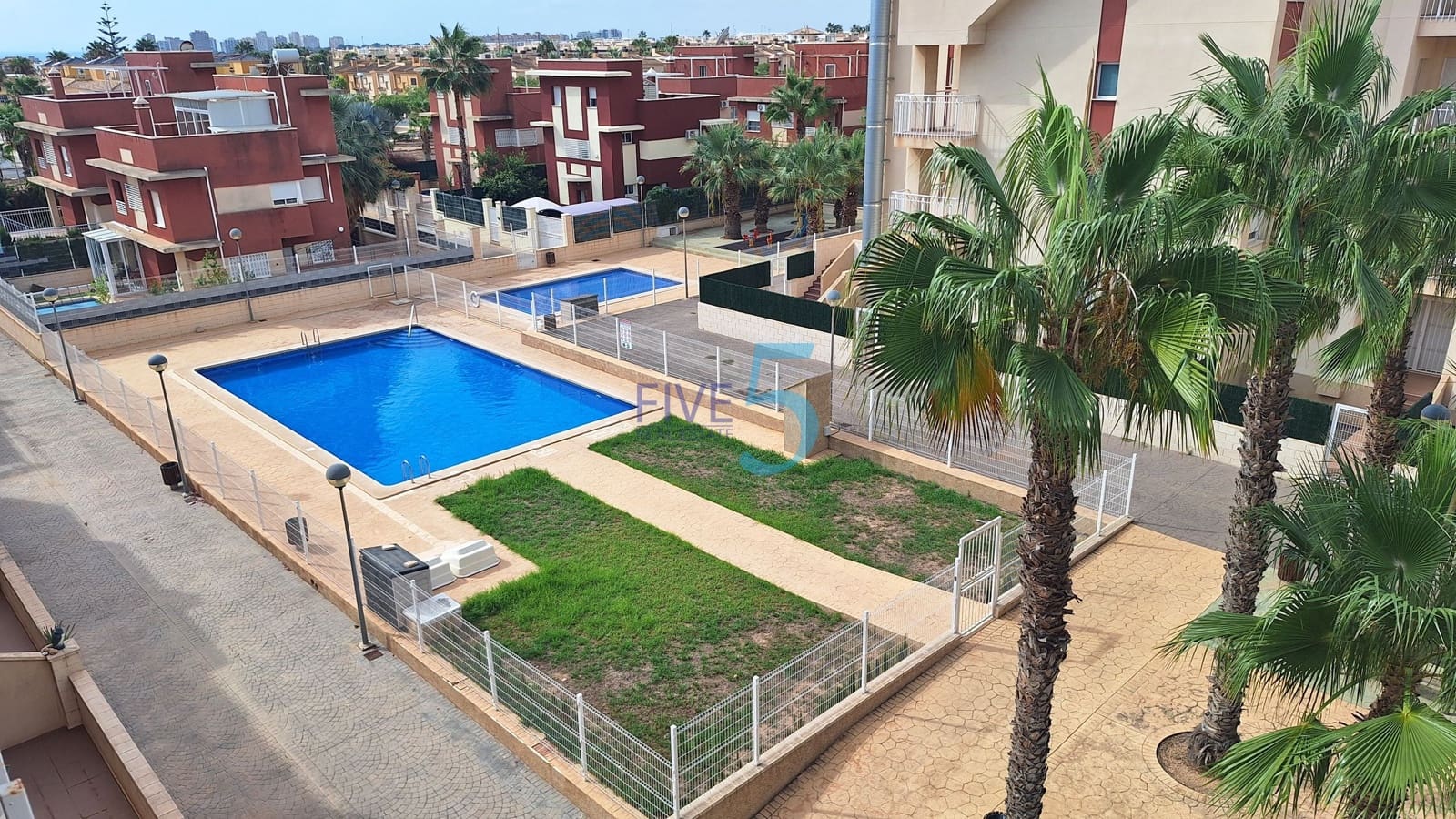 3 sovrum Lägenhet till salu i Orihuela Costa med pool - 279 900 € (Ref: 10132156)