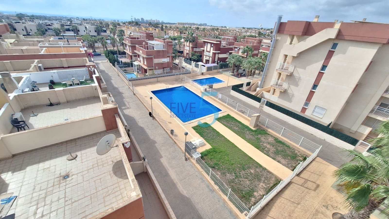 3 sovrum Lägenhet till salu i Orihuela Costa med pool - 279 900 € (Ref: 10132156)