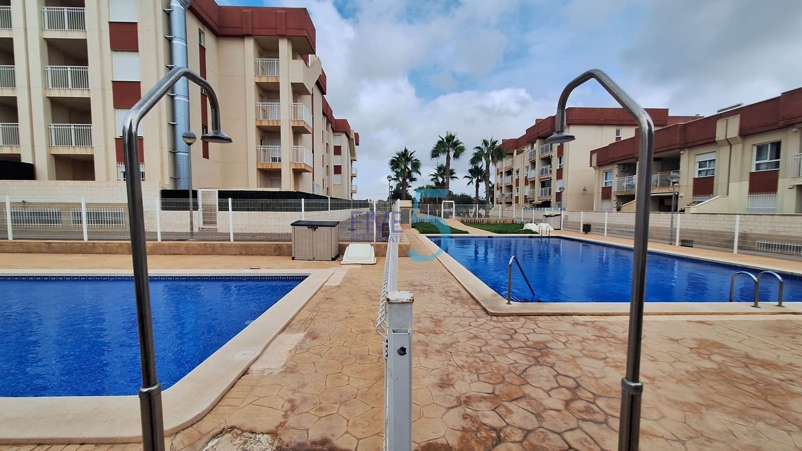 3 sovrum Lägenhet till salu i Orihuela Costa med pool - 279 900 € (Ref: 10132156)
