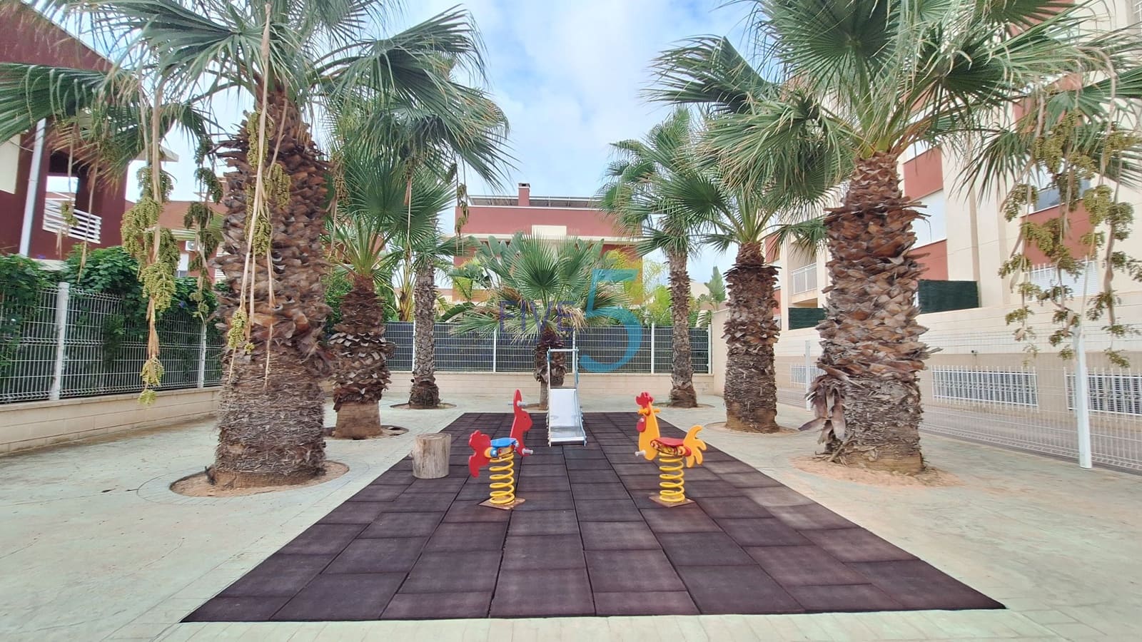 3 sovrum Lägenhet till salu i Orihuela Costa med pool - 279 900 € (Ref: 10132156)