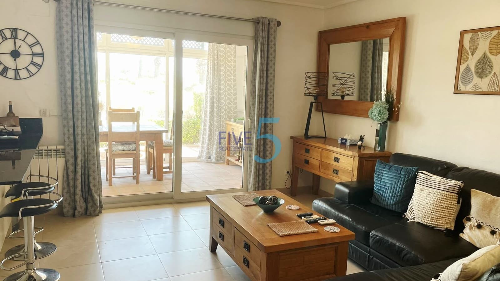 2 makuuhuone Omakotitalo myytävänä paikassa La Torre Golf Resort mukana uima-altaan 
autotalli - 240 000 € (Ref: 10132158)