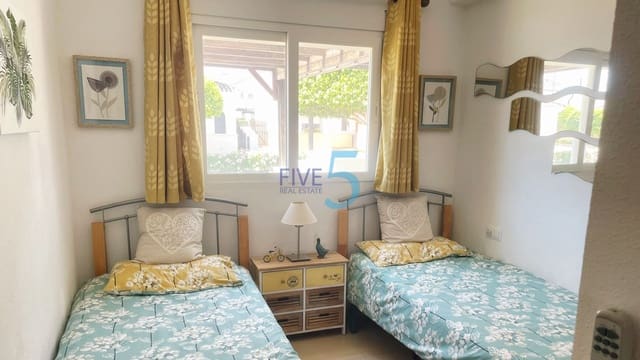 2 makuuhuone Omakotitalo myytävänä paikassa La Torre Golf Resort, Torre-Pacheco mukana uima-altaan 
autotalli - 240 000 € (Ref: 10132158)