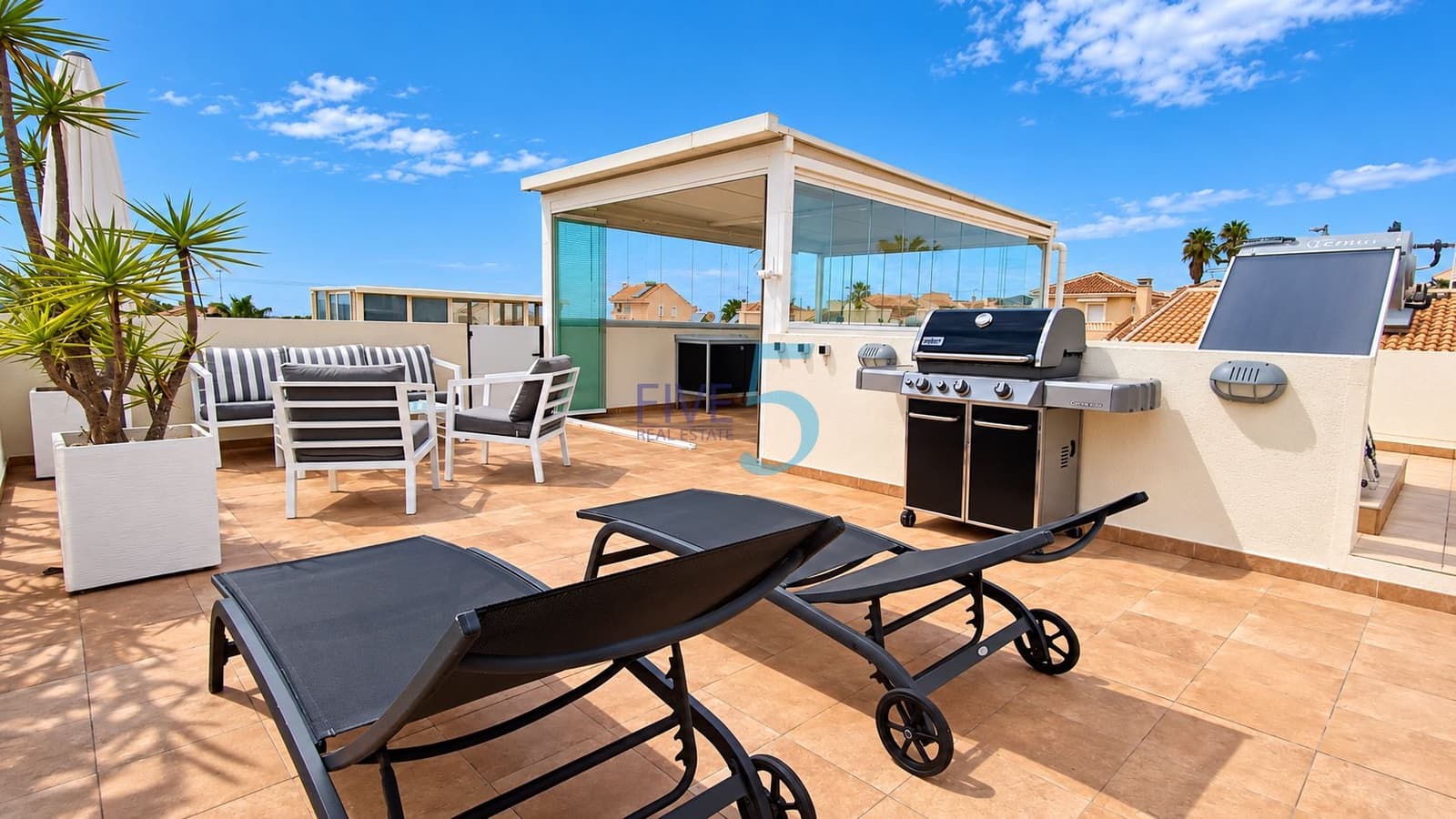 3 camera da letto Villa in vendita in Ciudad Quesada con piscina garage - 275.000 € (Rif: 10134919)