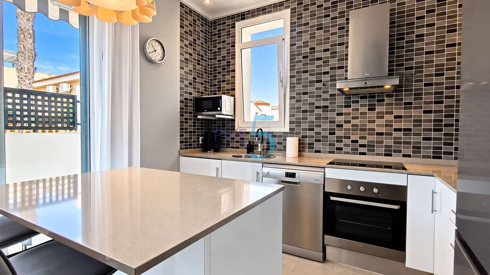 3 camera da letto Villa in vendita in Ciudad Quesada con piscina garage - 275.000 € (Rif: 10134919)