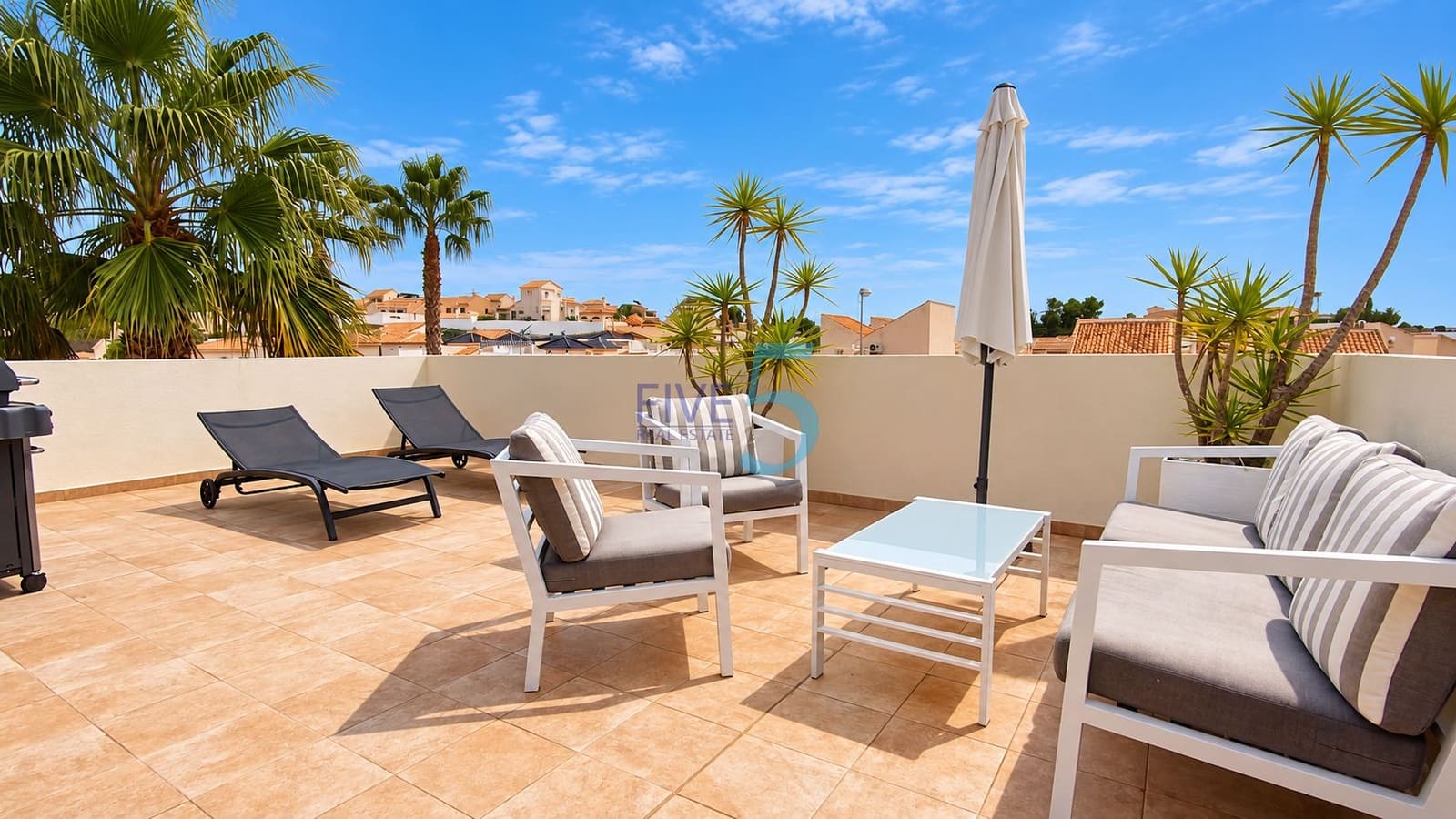 3 camera da letto Villa in vendita in Ciudad Quesada con piscina garage - 275.000 € (Rif: 10134919)