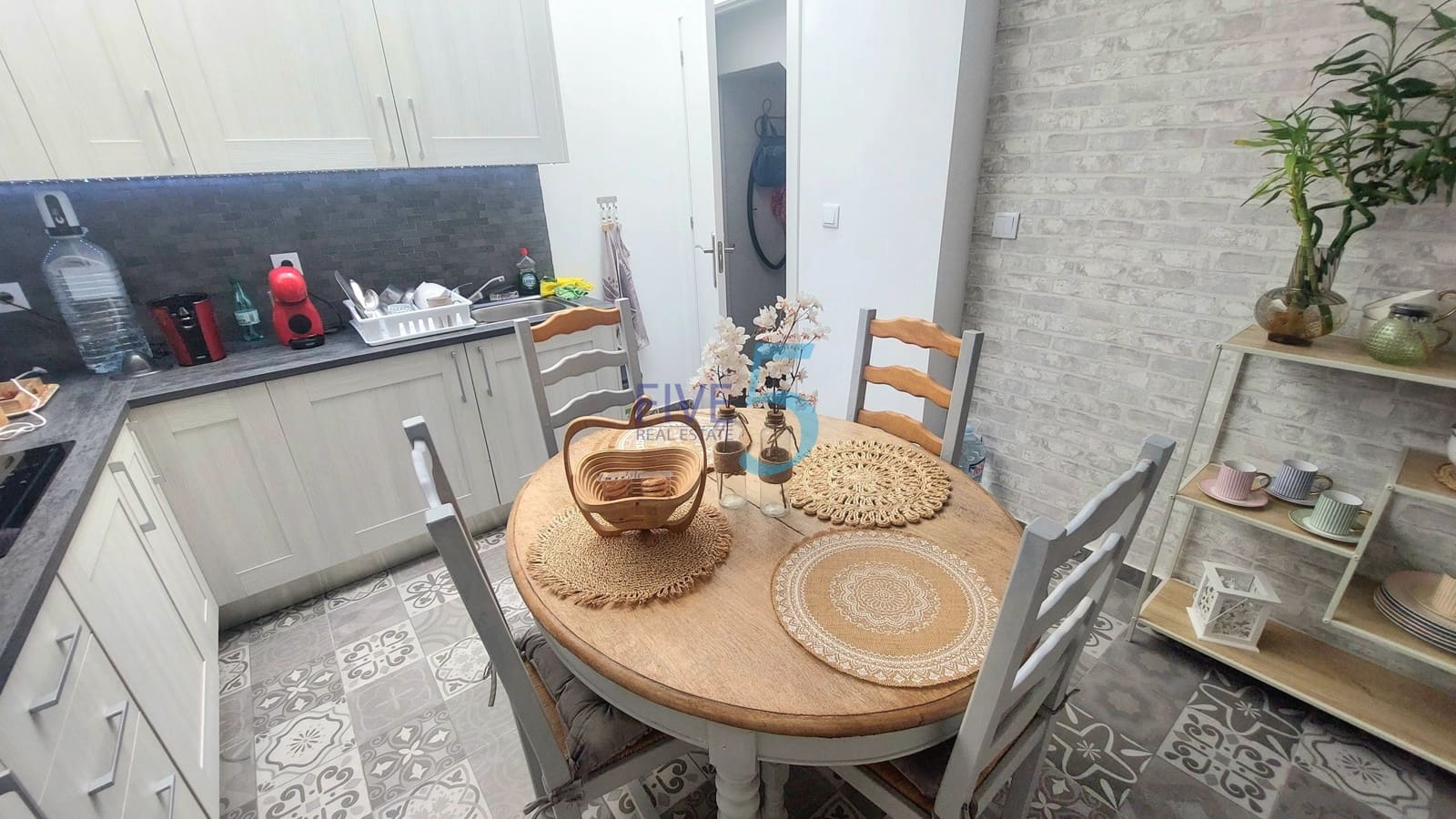 Pareado de 2 habitaciones en Torrevieja en venta con garaje - 178.000 € (Ref: 10135054)