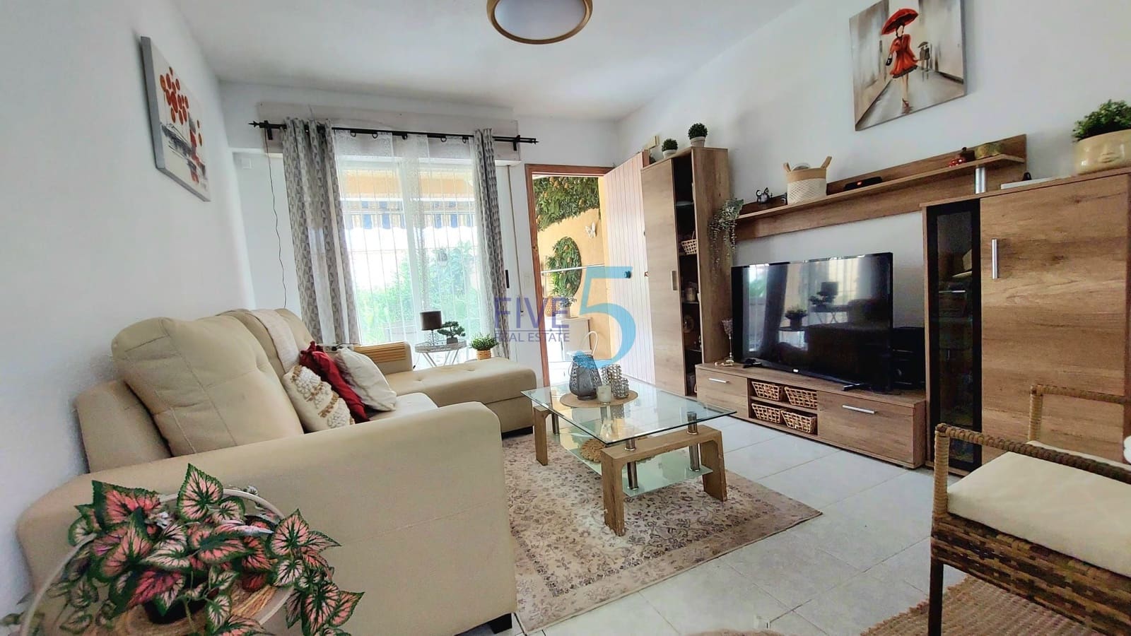 Pareado de 2 habitaciones en Torrevieja en venta con garaje - 178.000 € (Ref: 10135054)
