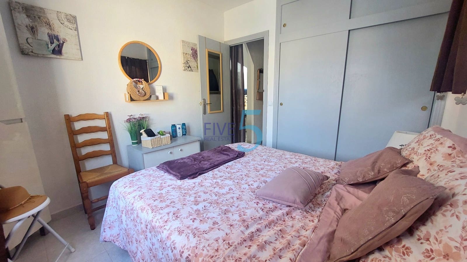 Pareado de 2 habitaciones en Torrevieja en venta con garaje - 178.000 € (Ref: 10135054)