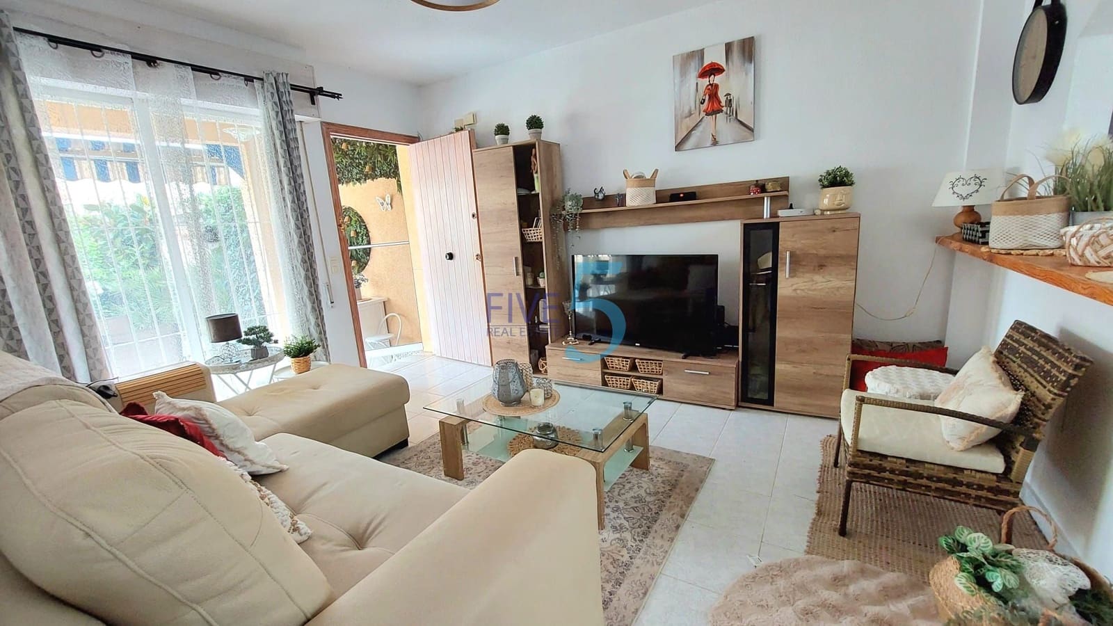 Pareado de 2 habitaciones en Torrevieja en venta con garaje - 178.000 € (Ref: 10135054)