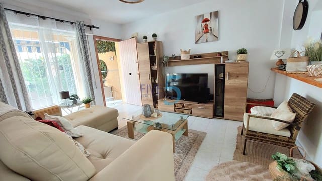 Pareado de 2 habitaciones en Torrevieja en venta con garaje - 178.000 € (Ref: 10135054)