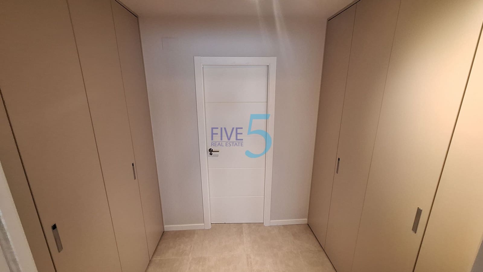 4 slaapkamer Villa te koop in San Pedro del Pinatar met zwembad garage - € 595.000 (Ref: 10135328)