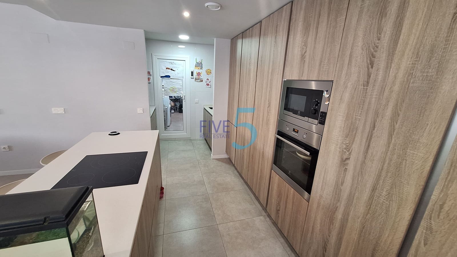 4 slaapkamer Villa te koop in San Pedro del Pinatar met zwembad garage - € 595.000 (Ref: 10135328)