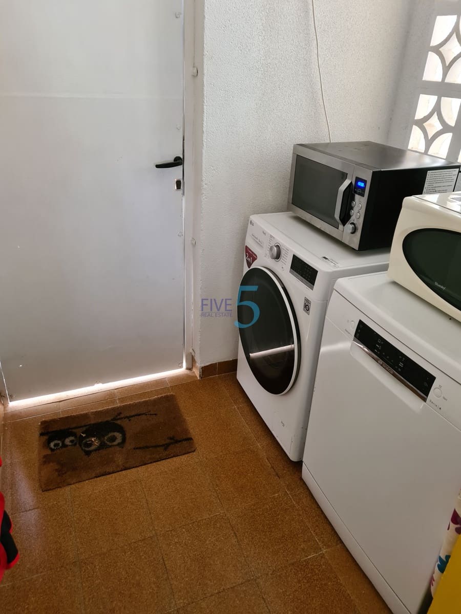3 bedroom Villa for sale in Rojales with pool garage - € 285,000 (Ref: 10135329)