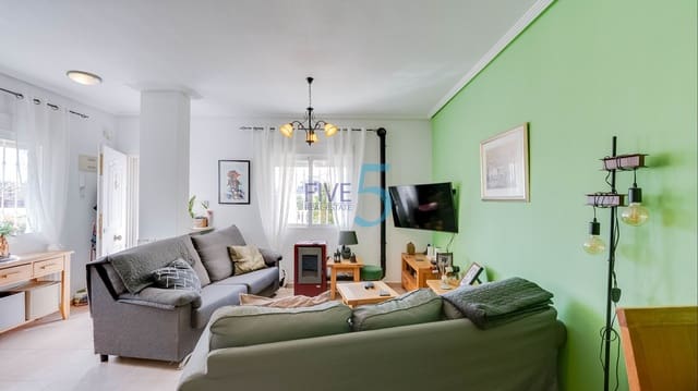 2 soverom Hus til salgs i Villamartin, Orihuela med svømmebasseng - € 195 000 (Ref: 10138874)