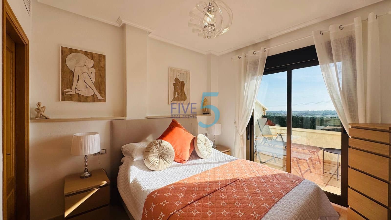 3 soverom Hus til salgs i San Miguel de Salinas med svømmebasseng - € 269 000 (Ref: 10138972)
