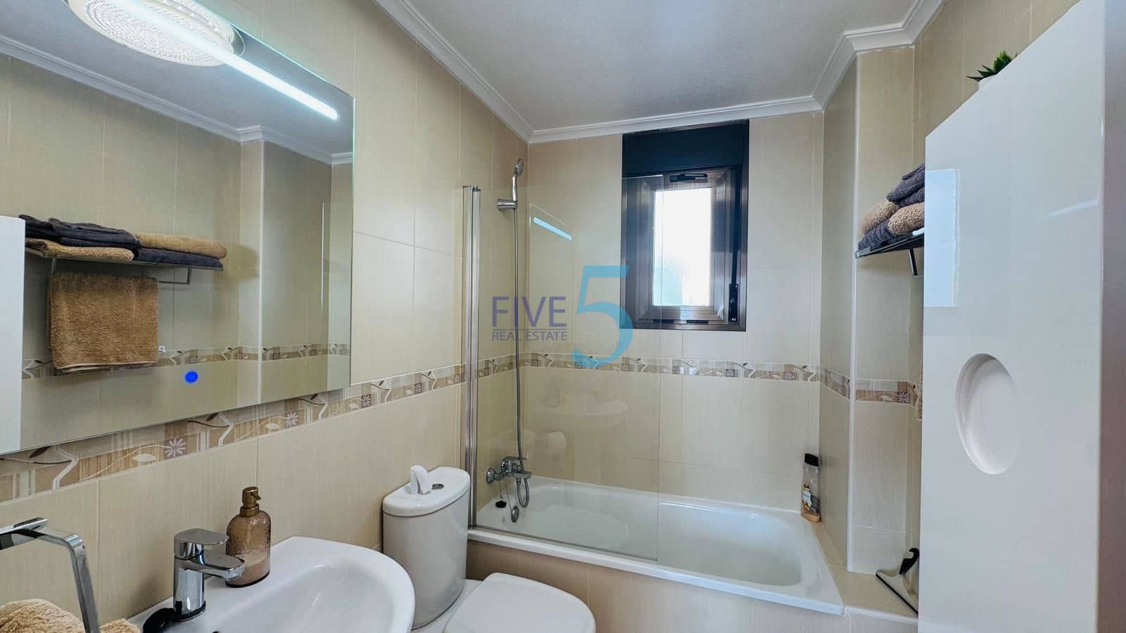 3 soverom Hus til salgs i San Miguel de Salinas med svømmebasseng - € 269 000 (Ref: 10138972)