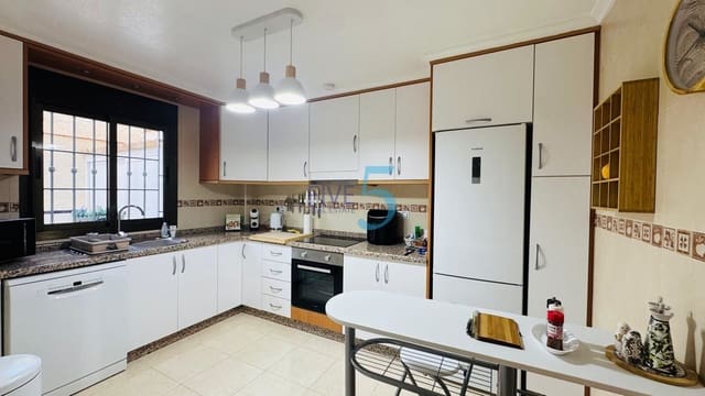 3 soverom Hus til salgs i San Miguel de Salinas med svømmebasseng - € 269 000 (Ref: 10138972)