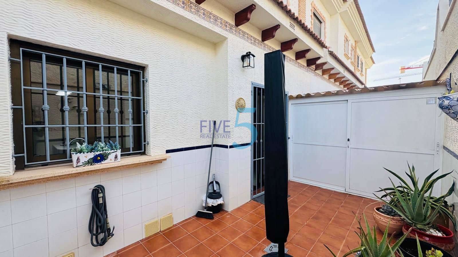 3 soverom Hus til salgs i San Miguel de Salinas med svømmebasseng - € 269 000 (Ref: 10138972)