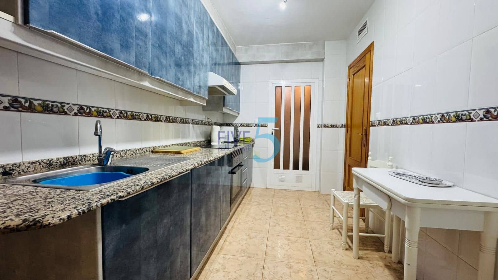 3 slaapkamer Appartement te koop in La Zenia met zwembad garage - € 220.000 (Ref: 10138974)