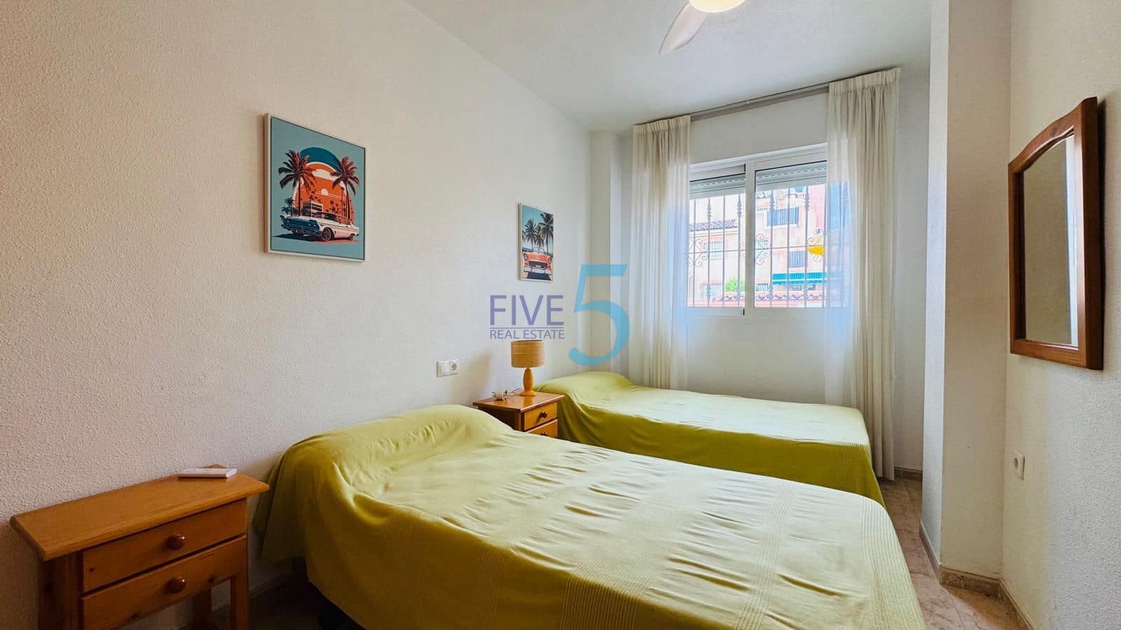 3 slaapkamer Appartement te koop in La Zenia met zwembad garage - € 220.000 (Ref: 10138974)