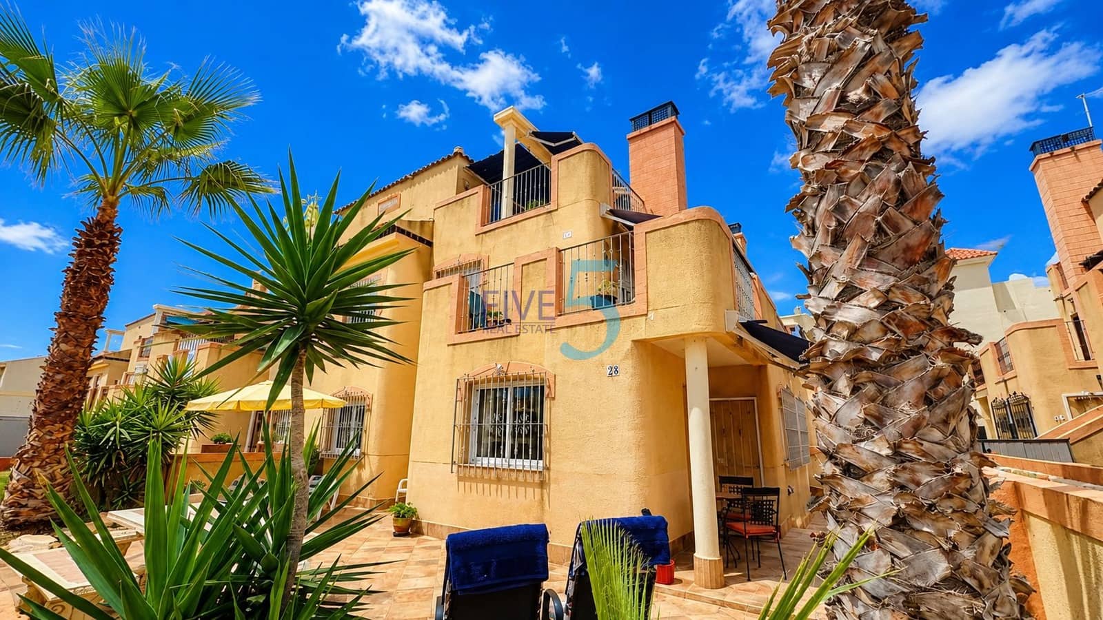3 bedroom Apartment for sale in La Zenia with pool garage - € 220,000 (Ref: 10138974)