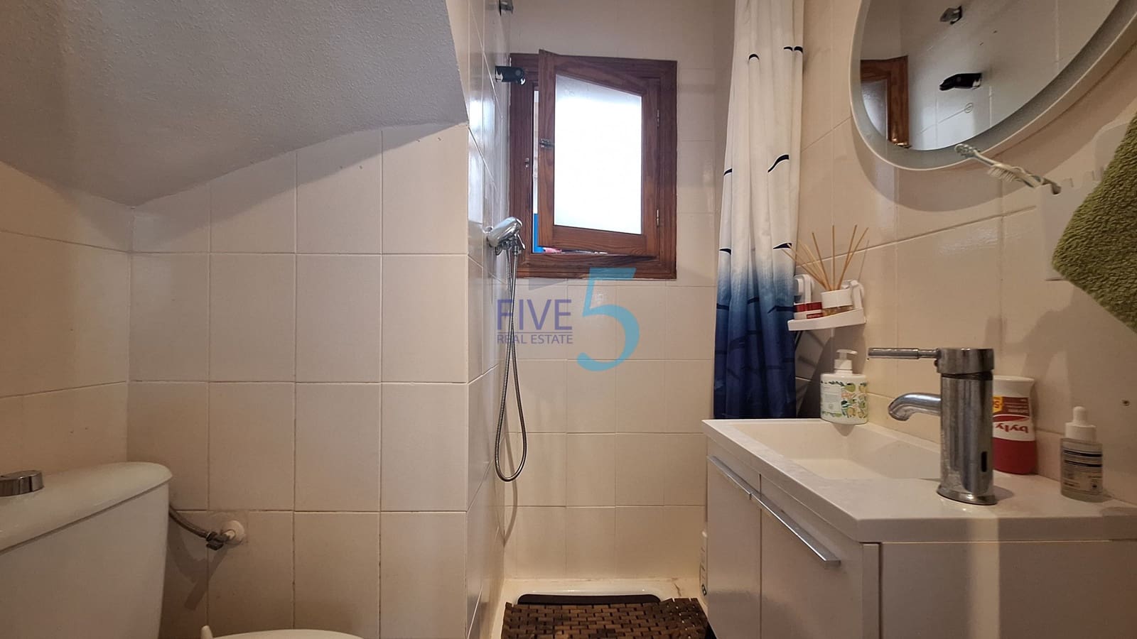 1 soveværelse Semi-Rækkehus til salg i Alicante by med swimmingpool garage - € 219.000 (Ref: 10140113)