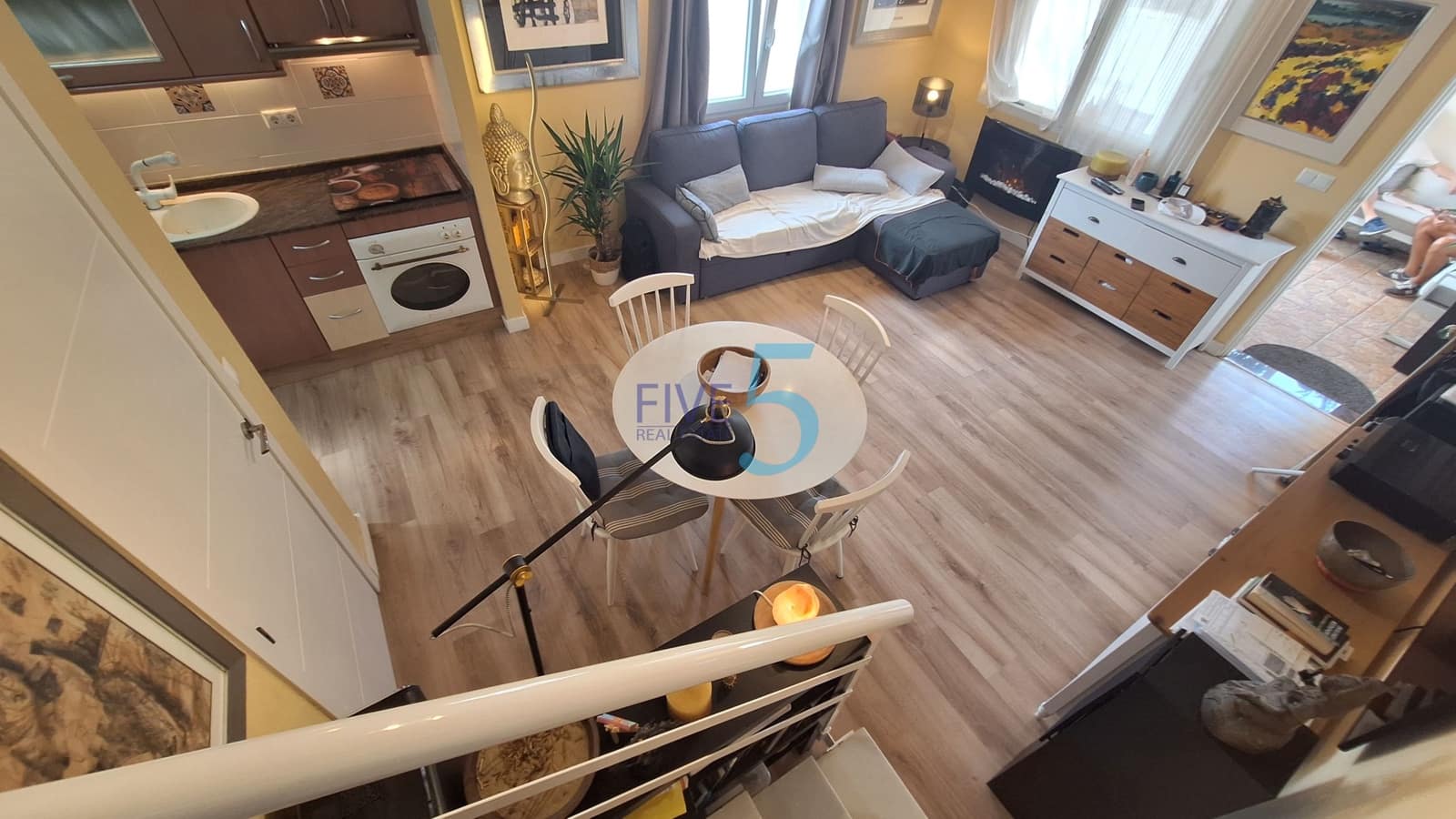 1 soveværelse Semi-Rækkehus til salg i Alicante by med swimmingpool garage - € 219.000 (Ref: 10140113)